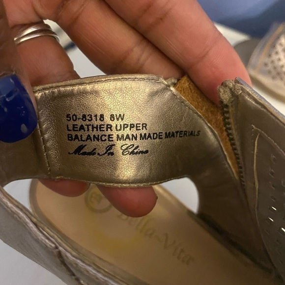 Bella Vita Womens Lenore Almond Leather Sandals Size 8 wide - Picture 5 of 6